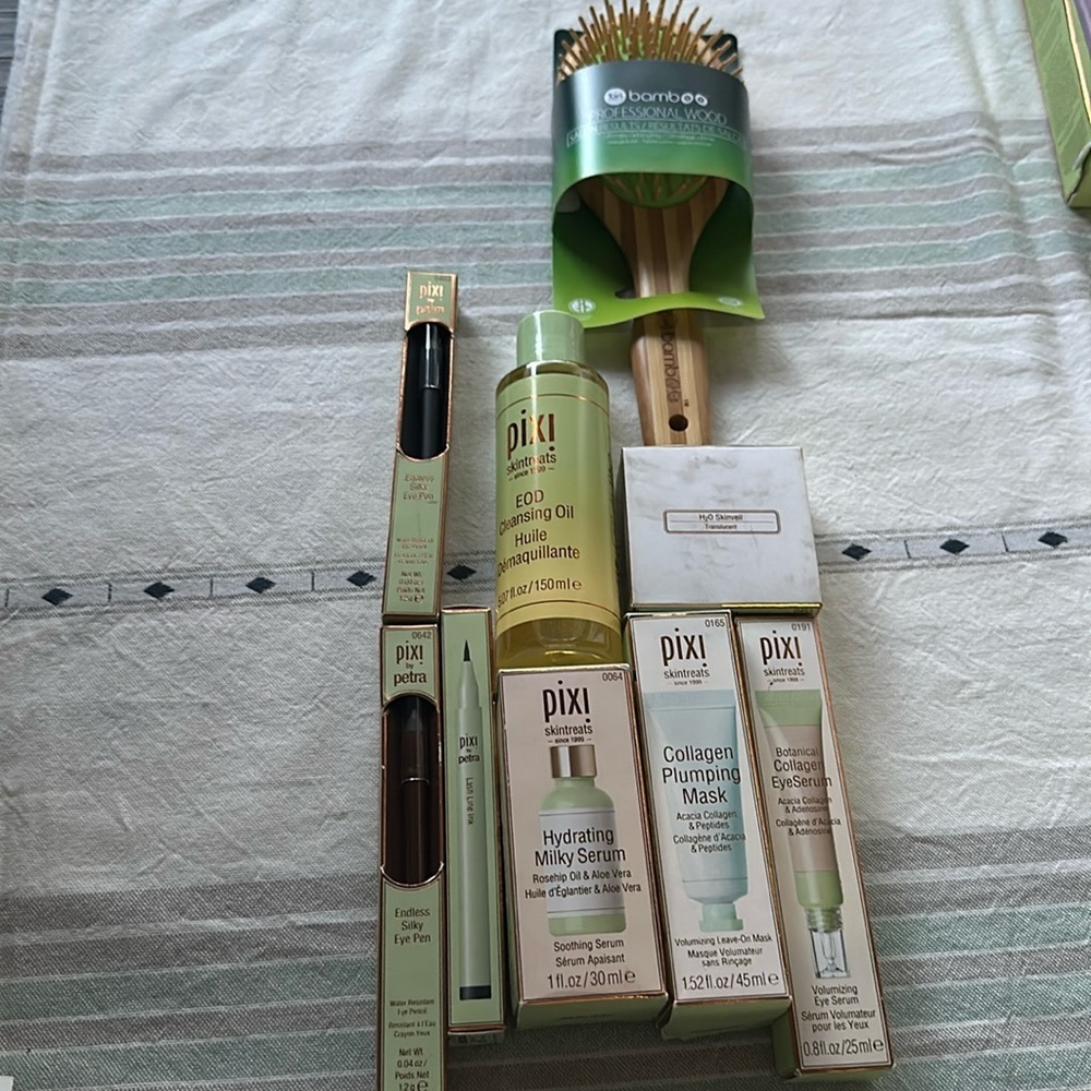 PIXI Bundle - Picture 1 of 4